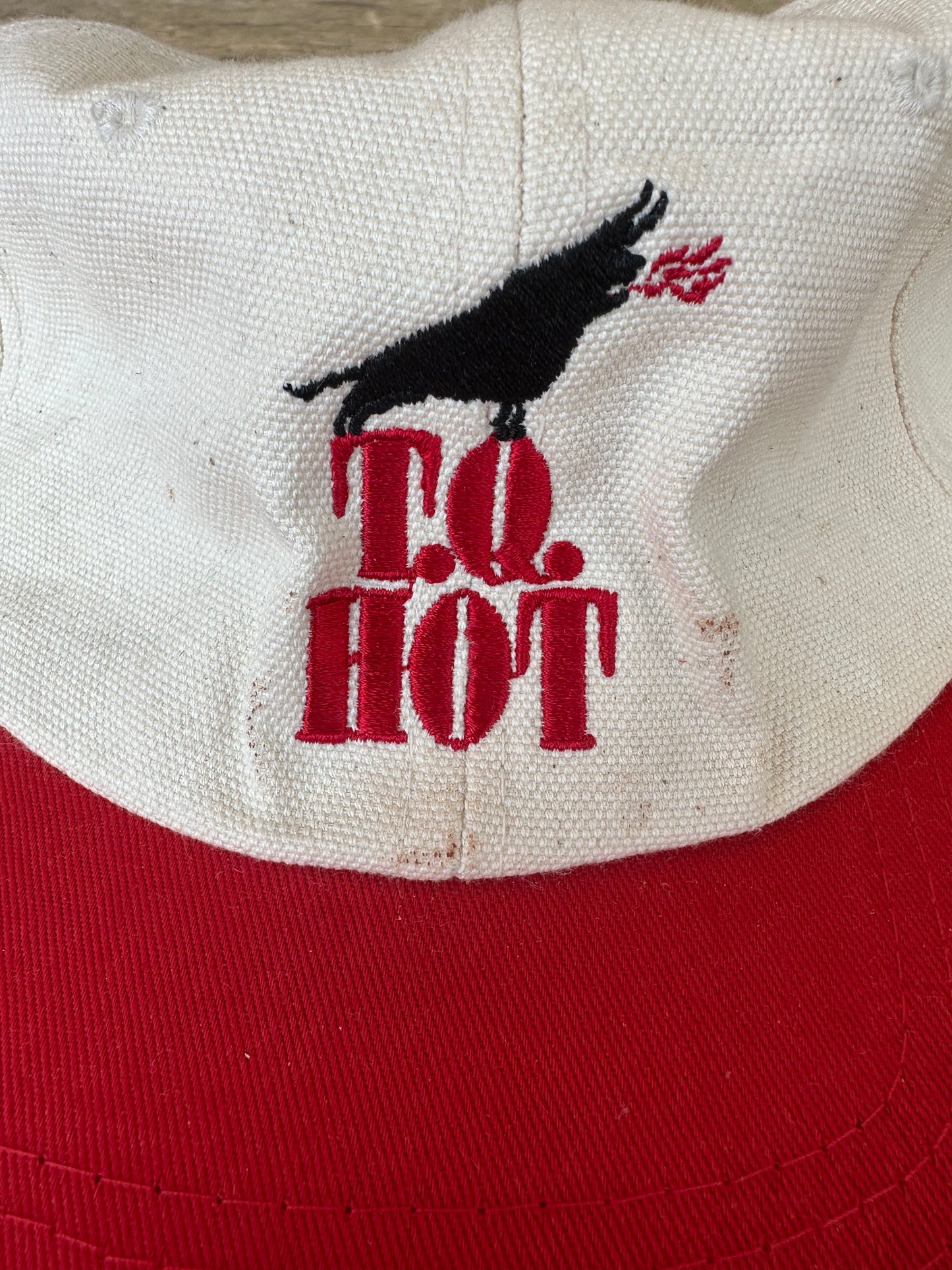 90s T.Q. Hot Clasp-back Hat