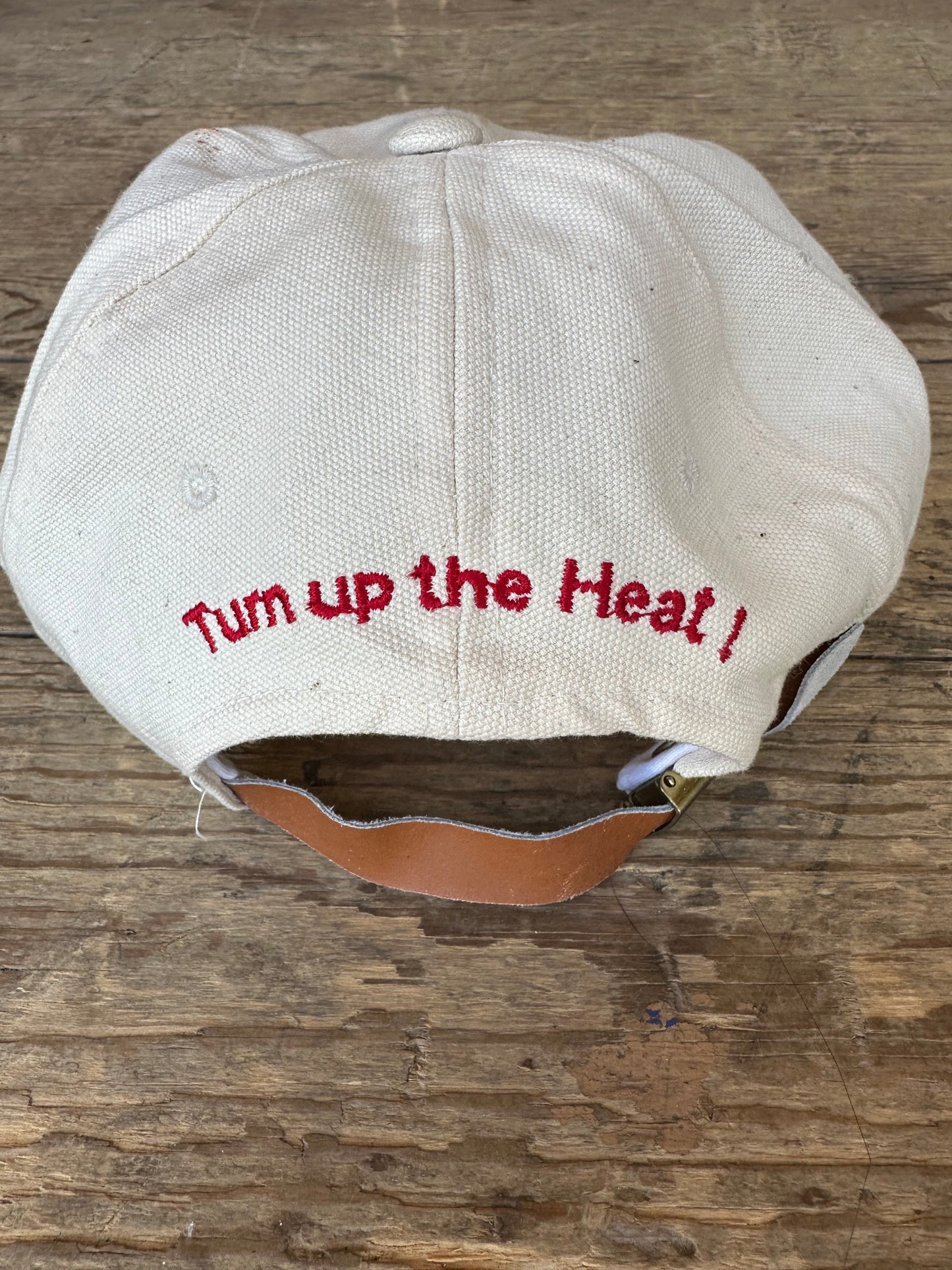 90s T.Q. Hot Clasp-back Hat