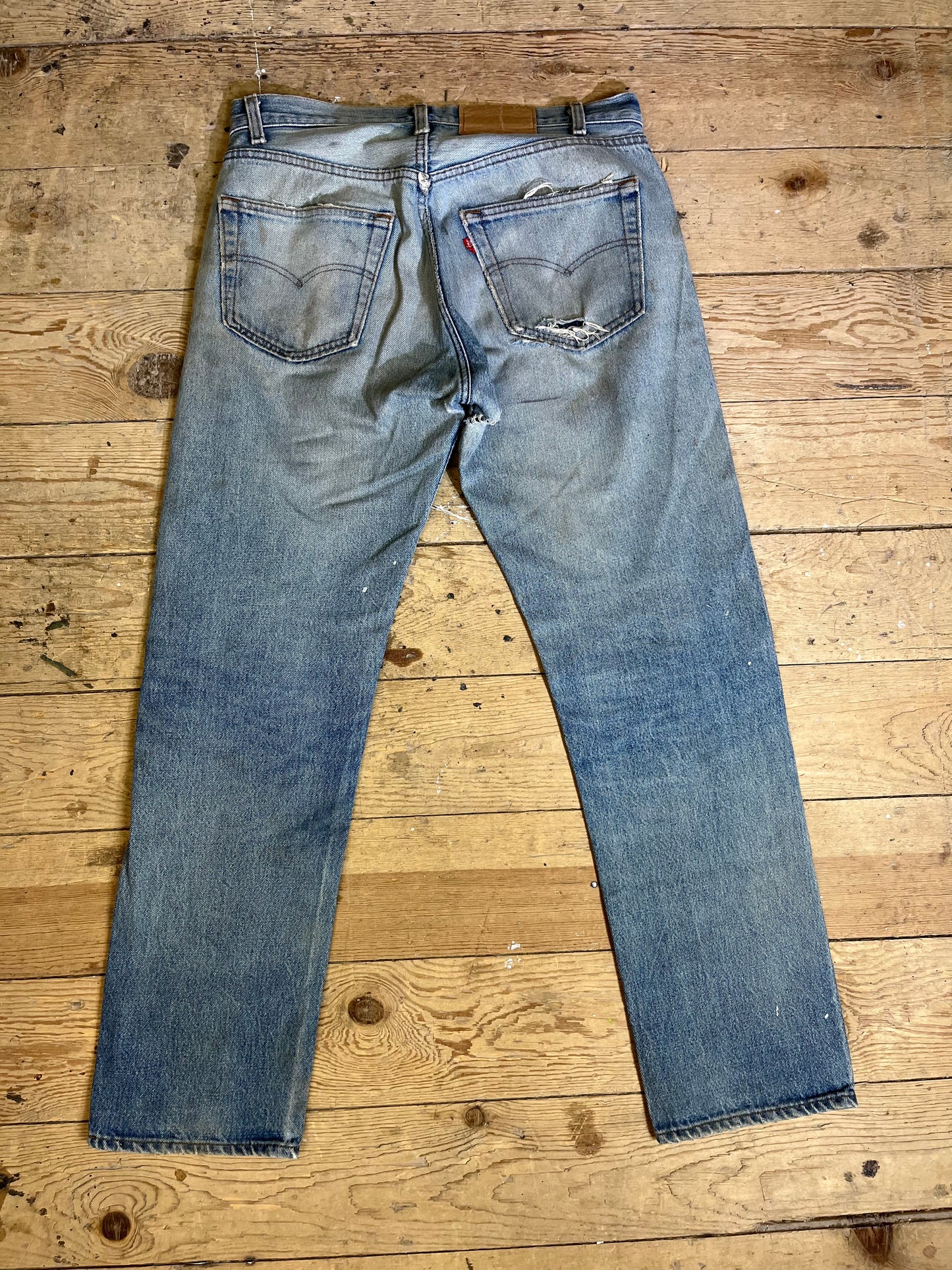 1980s 501 Faded Mid-Wash Denim Jeans by LEVI'S