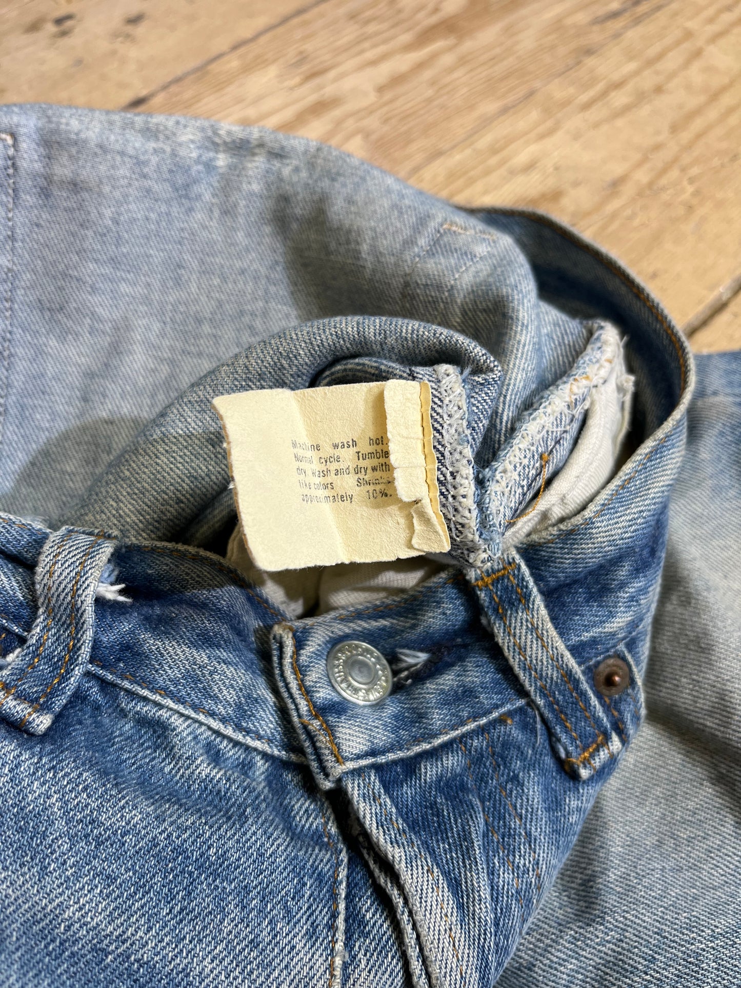 1980s 501 Faded Mid-Wash Denim Jeans by LEVI'S