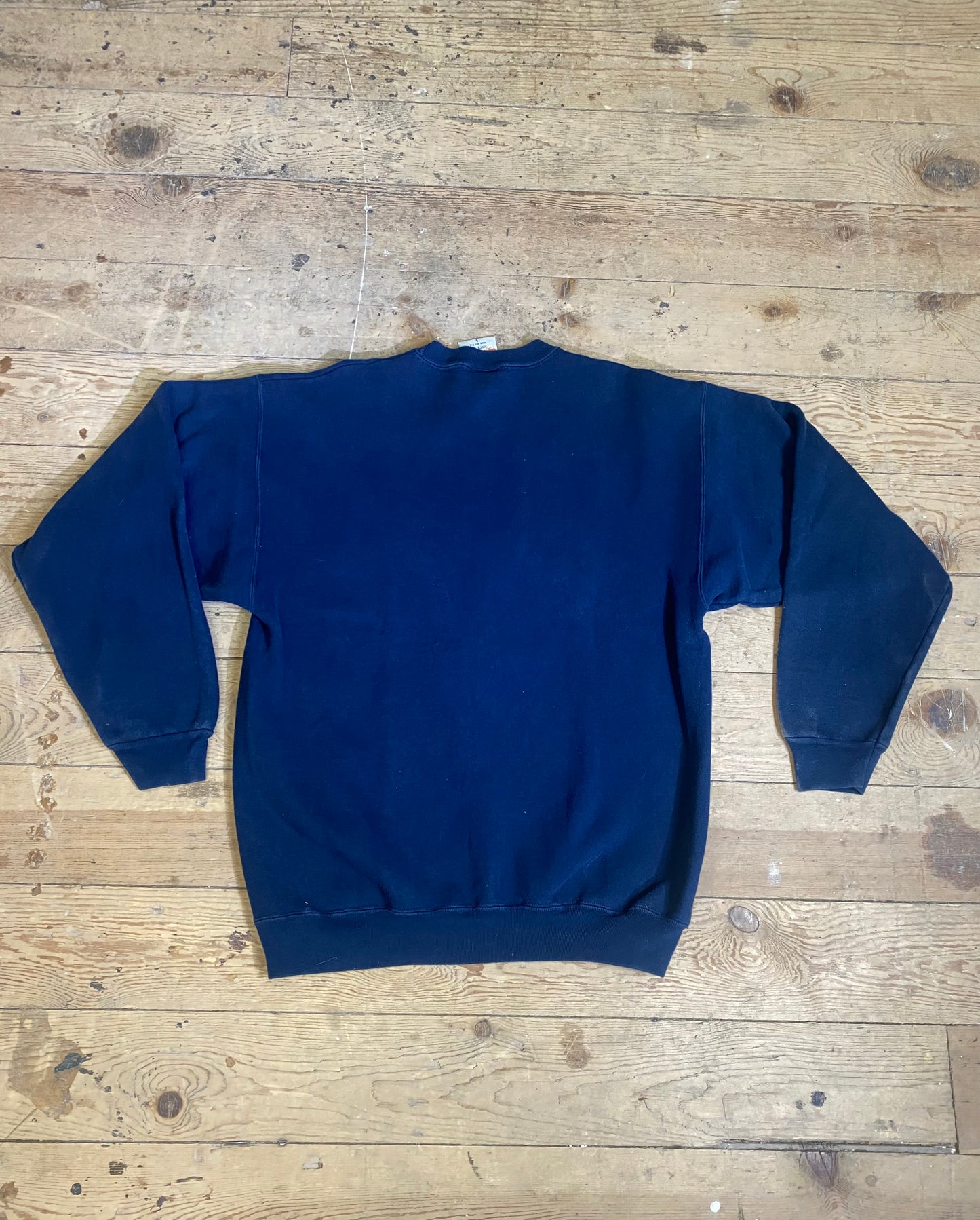 1990s Embroidered Crewneck Sweatshirt by Field and Stream