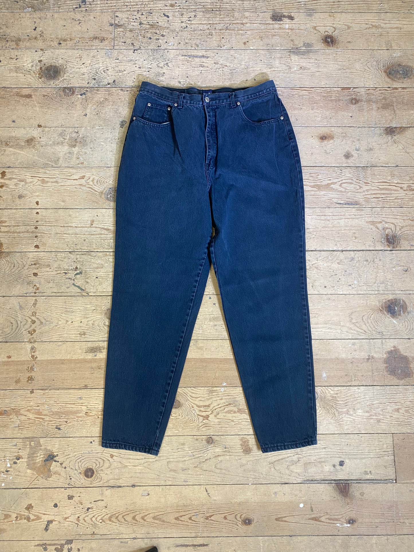 1990s Relaxed Fit Black Denim Jeans by L.A. Blues